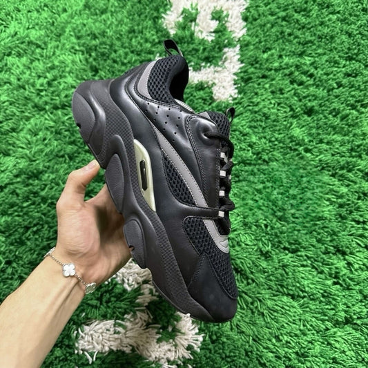 Designer Black Low B2