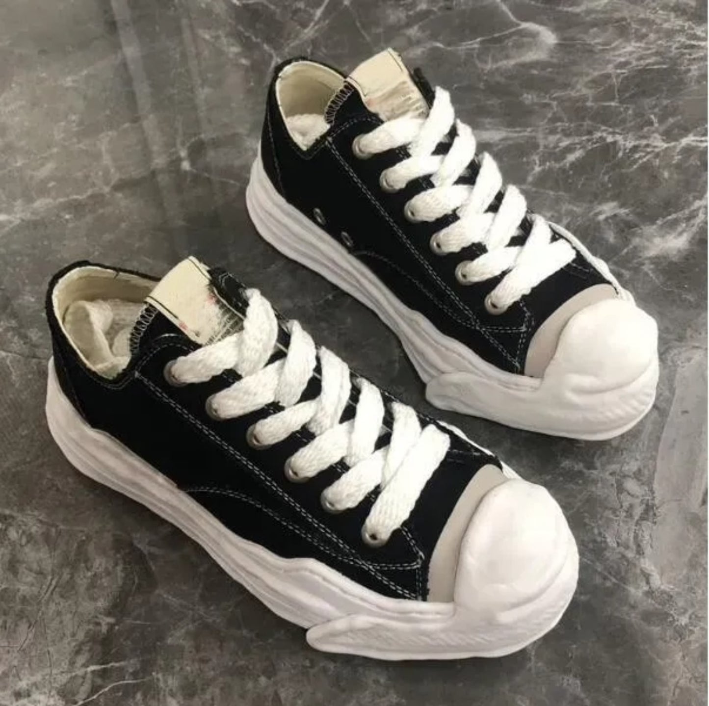 Mais Black/White Shoes
